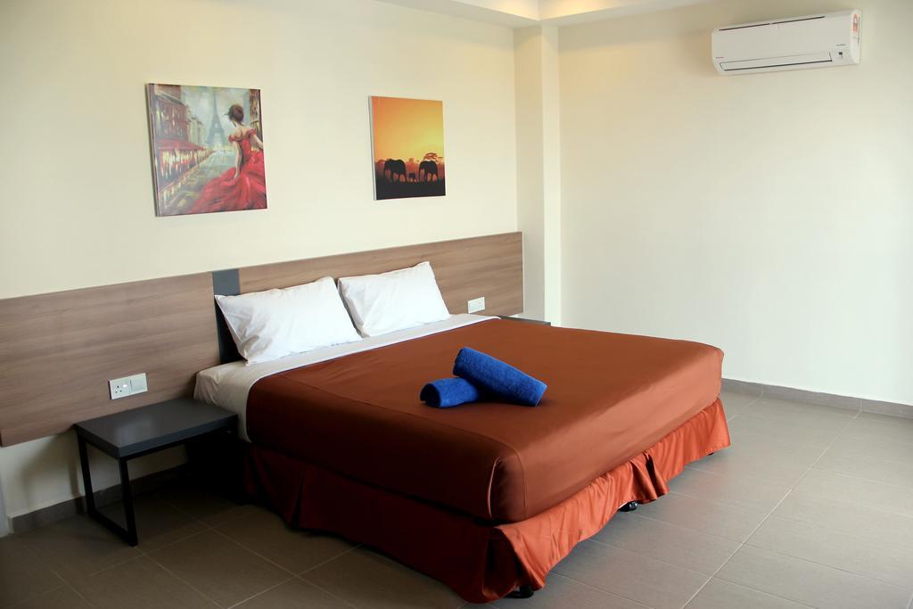 Asrc Hotel *