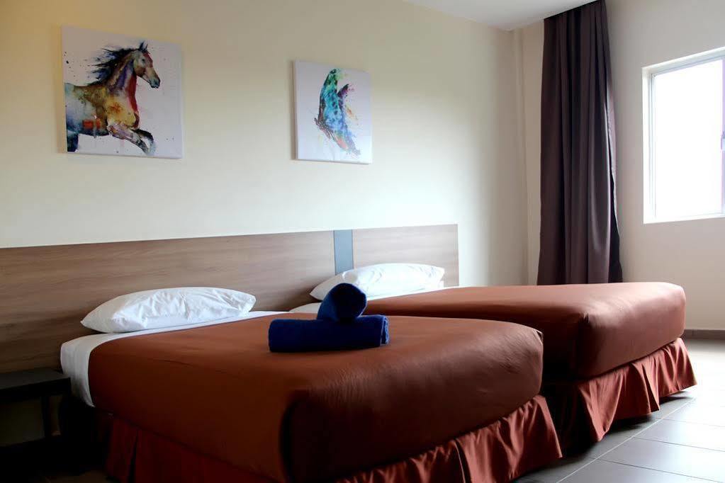 Hotel Asrc *